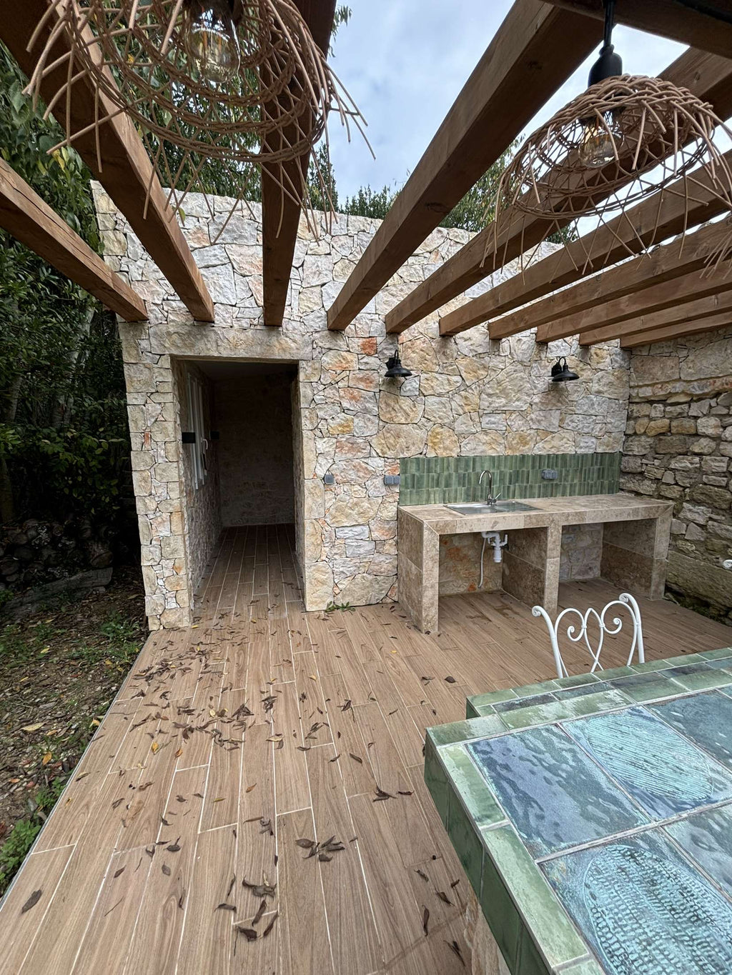 Pierre sèche fournie/ posée